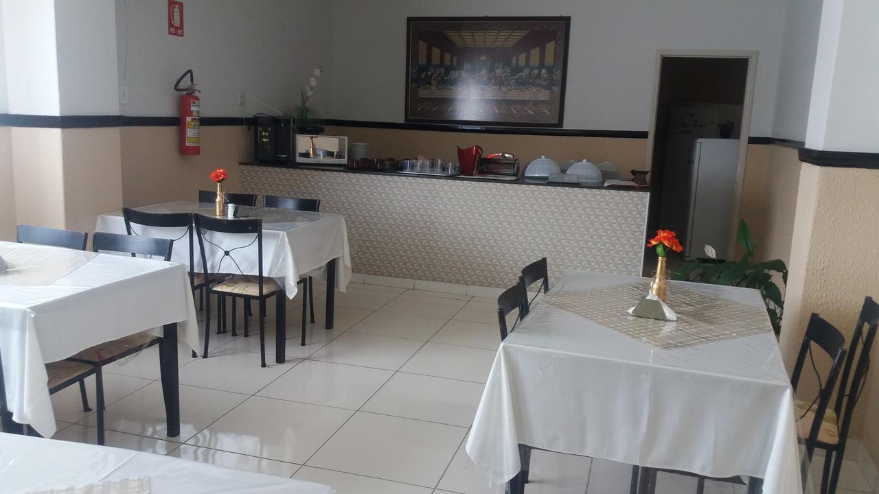 Hotel Elite Luziânia Kültér fotó